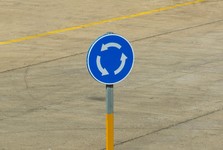 Velká Bíteš plánuje kruhový objezd. Nahradit má křižovatku u základní školy